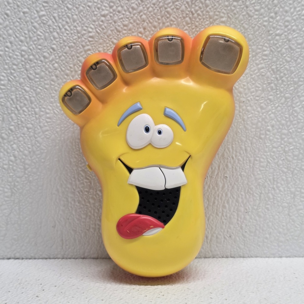 Hasbro Tickle Toes Handheld Electronic Game Vintage Toy 2001 Tested Works